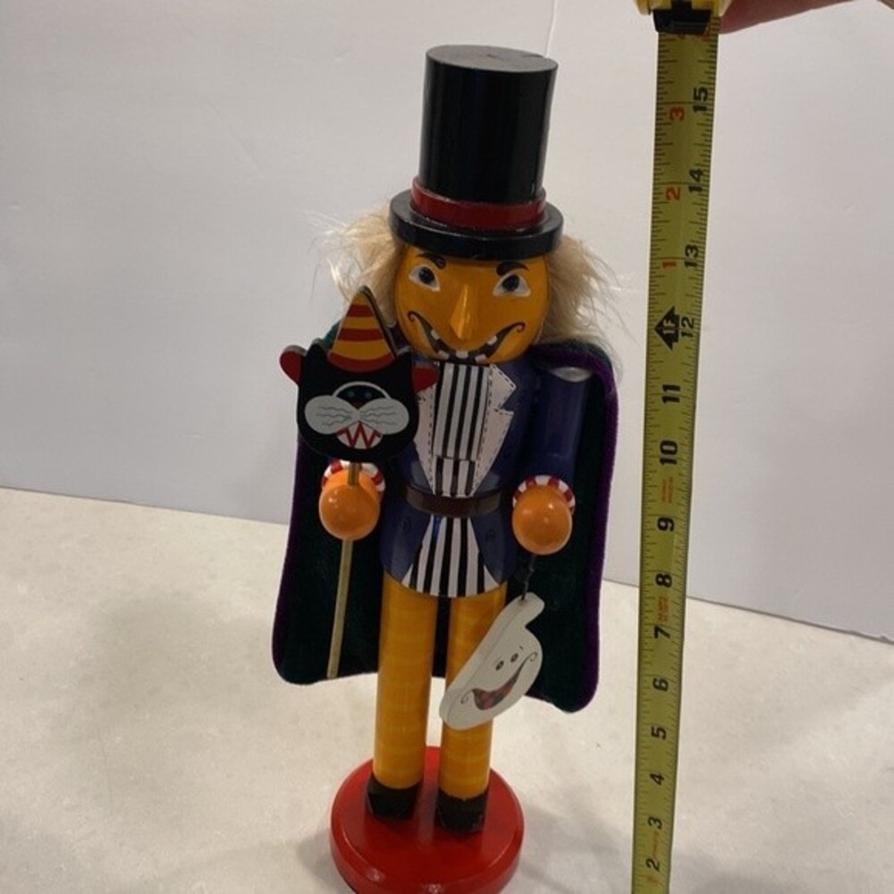 Very Rare Bombay Halloween Wooden Pumpkin 🎃 Nutcracker 15” Tall 5” Wide - Picture 6 of 16